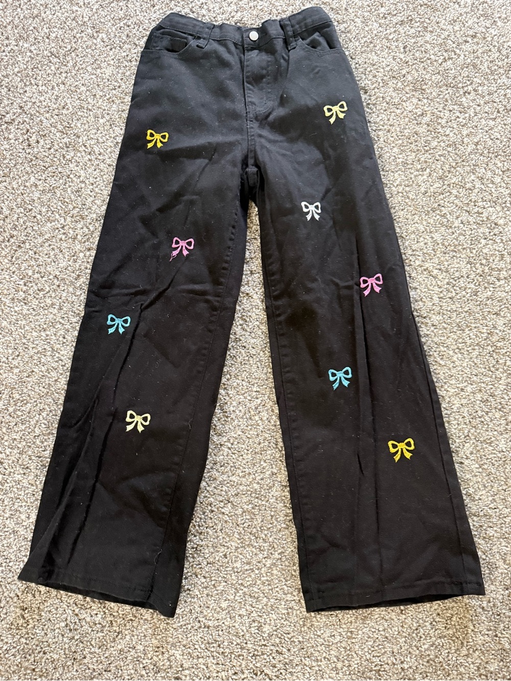 SHEIN Black Wide-Leg Pants with Multicolor Embroidered Bows